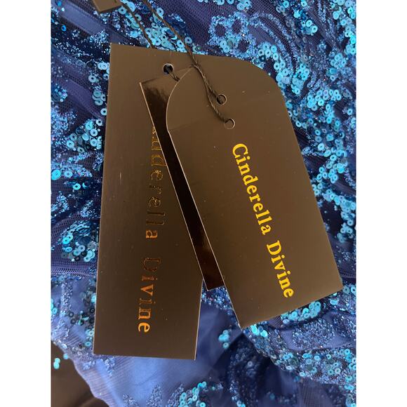 CINDERELLA DIVINE Royal Blue Prom Dress NWT Size 4 - Picture 5 of 6